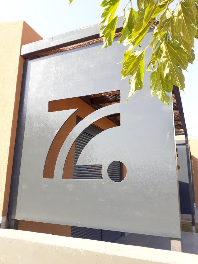 The Zen Point Detox Suites Marathopoli Exterior photo