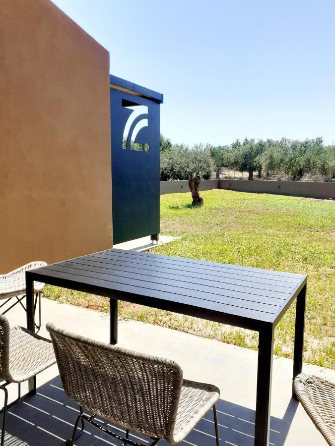 The Zen Point Detox Suites Marathopoli Exterior photo