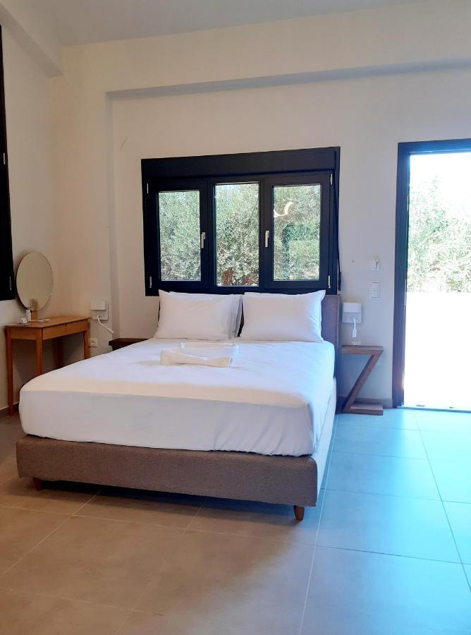 The Zen Point Detox Suites Marathopoli Exterior photo