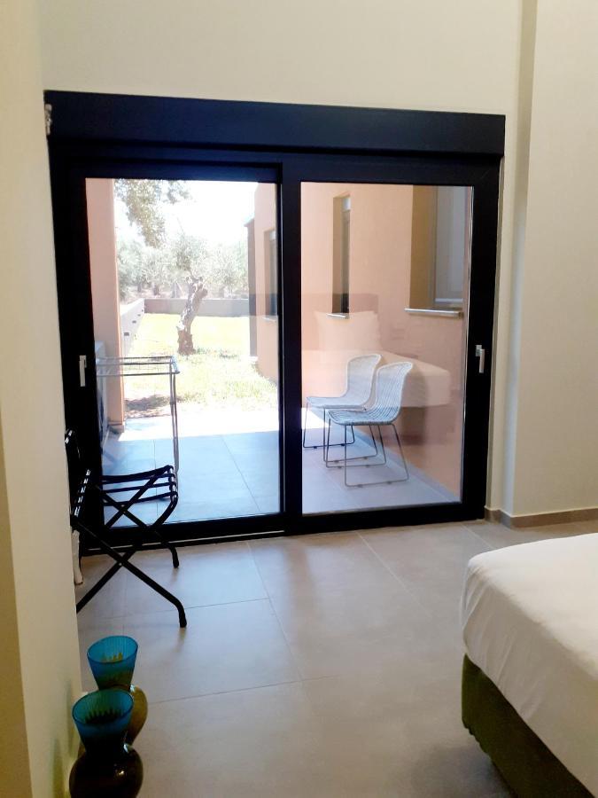 The Zen Point Detox Suites Marathopoli Exterior photo