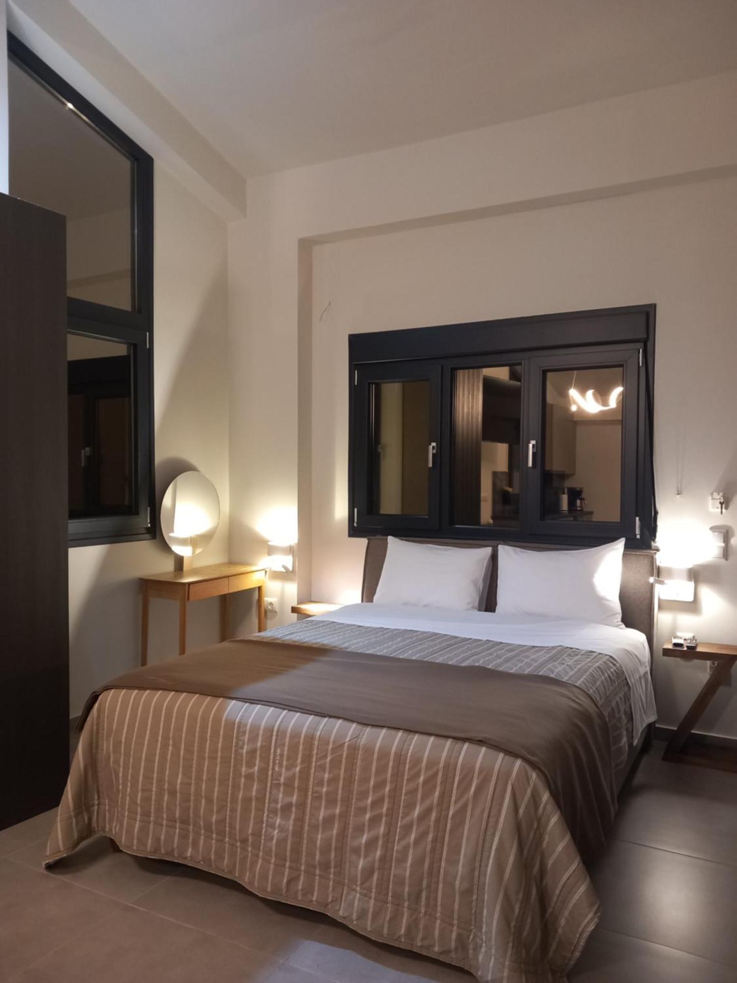 The Zen Point Detox Suites Marathopoli Exterior photo