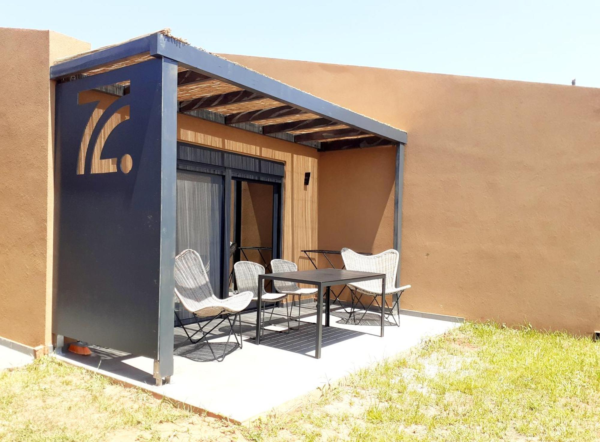 The Zen Point Detox Suites Marathopoli Room photo